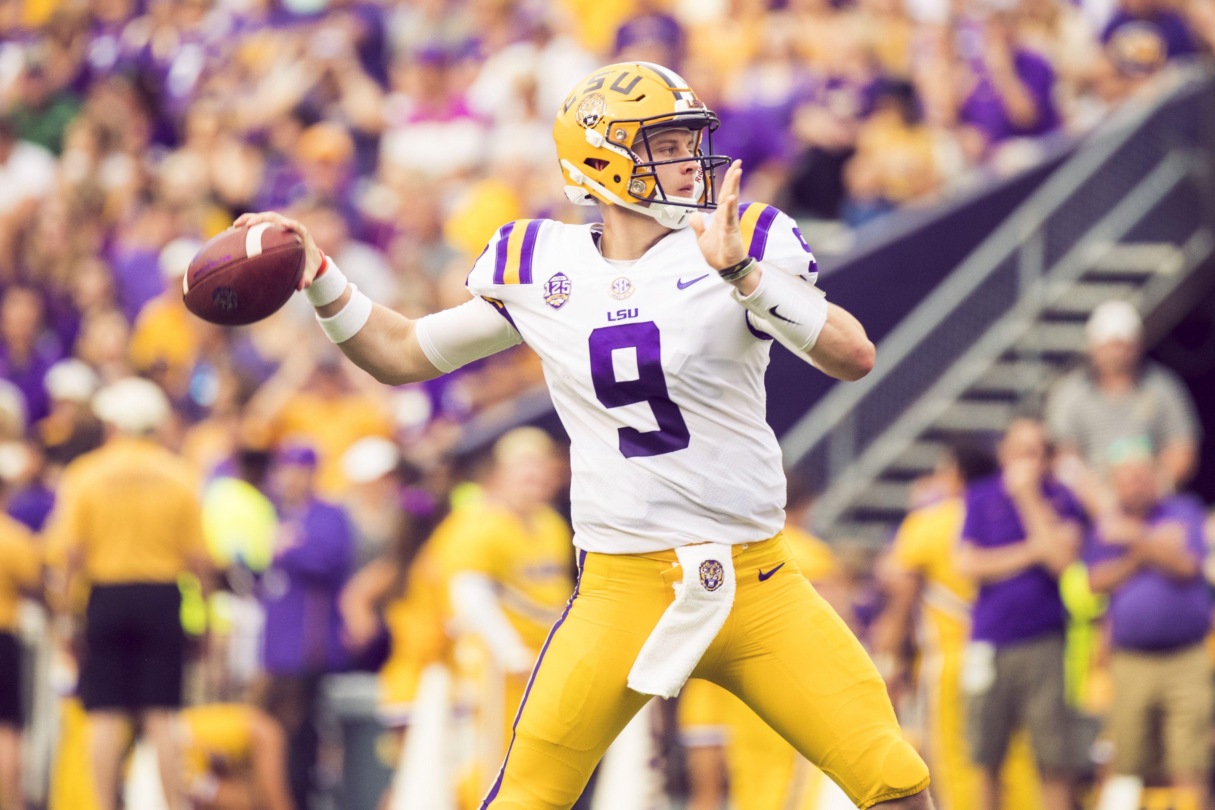 Joe Burrow Wallpaper  TubeWP