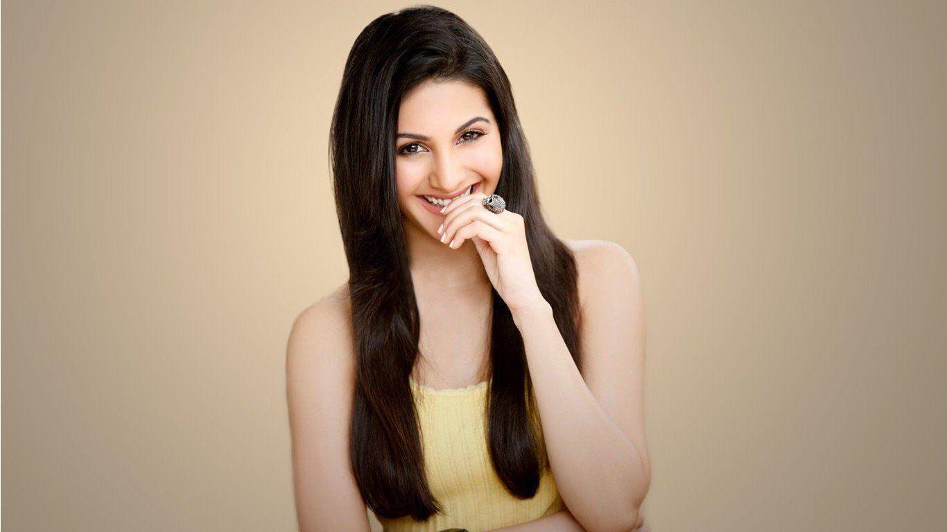 1366x768 Amyra Dastur Cute, HD Indian Celebrities, 4k Wallpaper