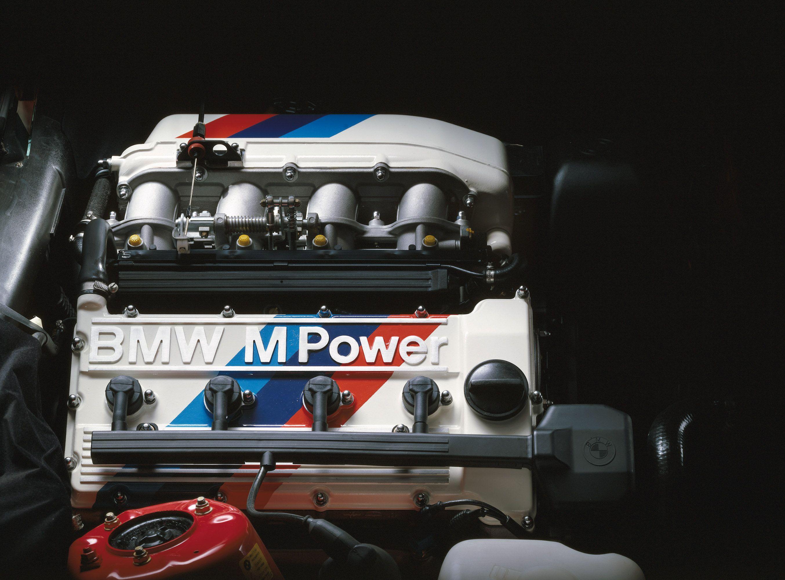 2708x2000 M Power, engine from BMW M3 E2708x2000