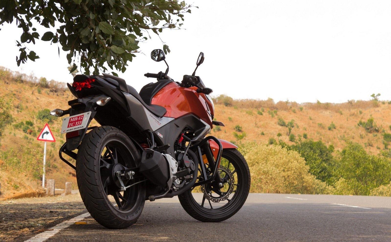 1599x989 Honda Hornet Wallpaper HD