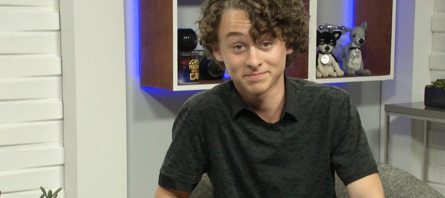 1440x640 Wyatt Oleff, Height & Life Story. Super Stars Bio