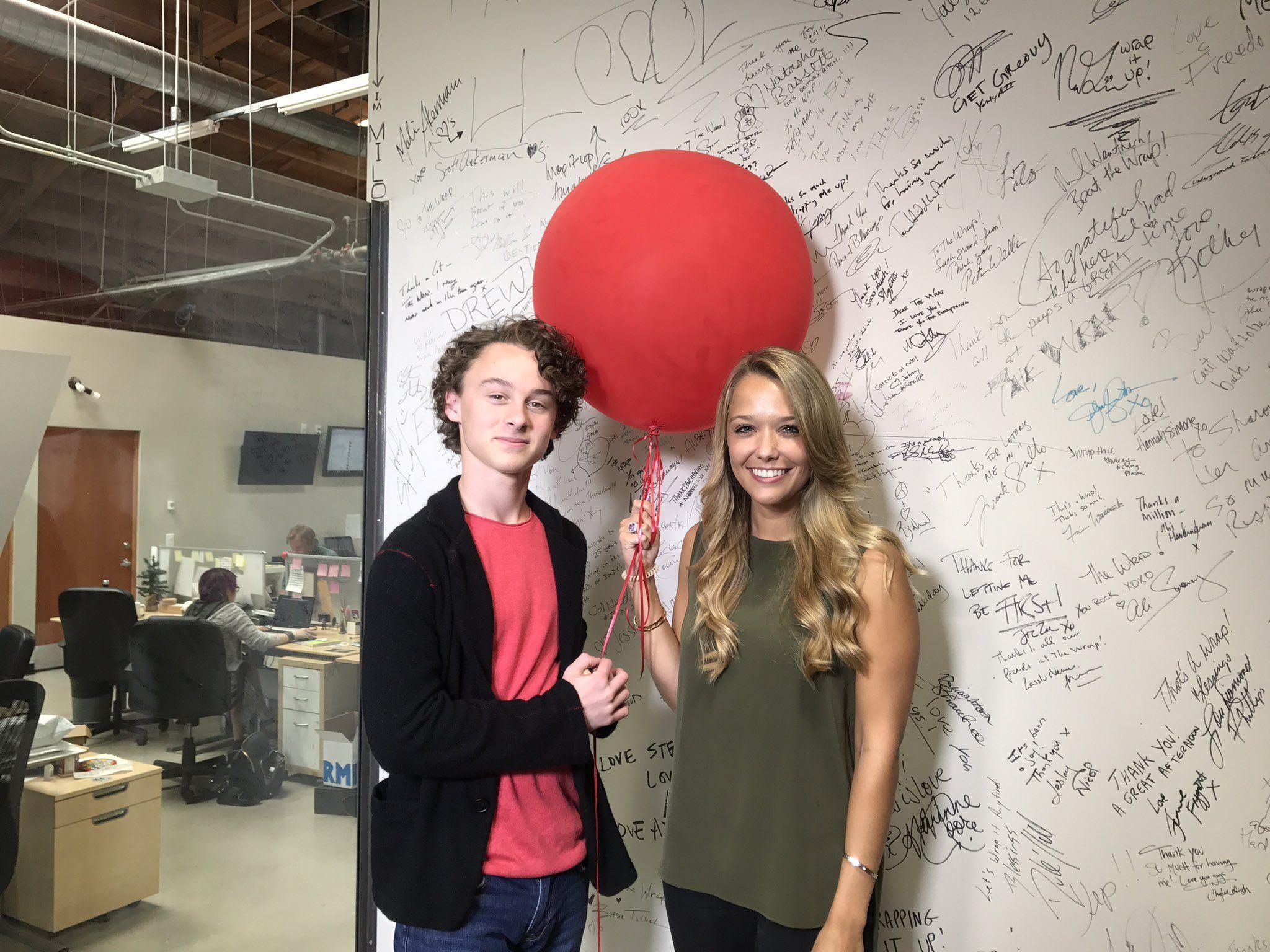 2048x1536 Picture Of Wyatt Oleff In General Picture Oleff