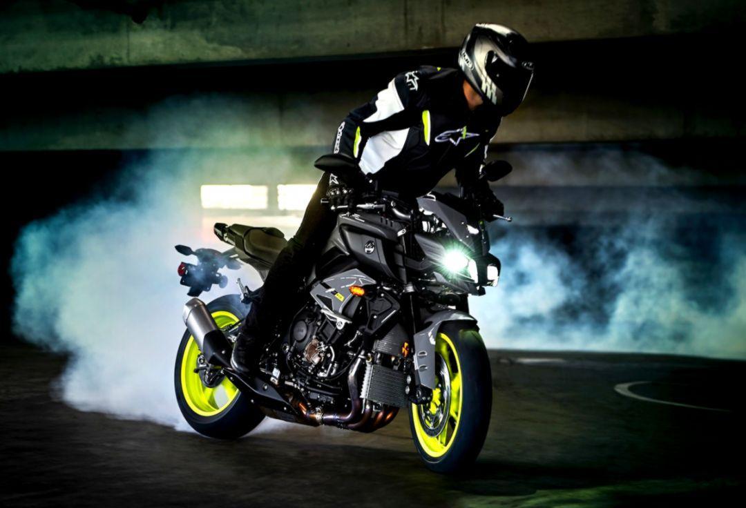 1080x736 Yamaha Tracer Wallpaper