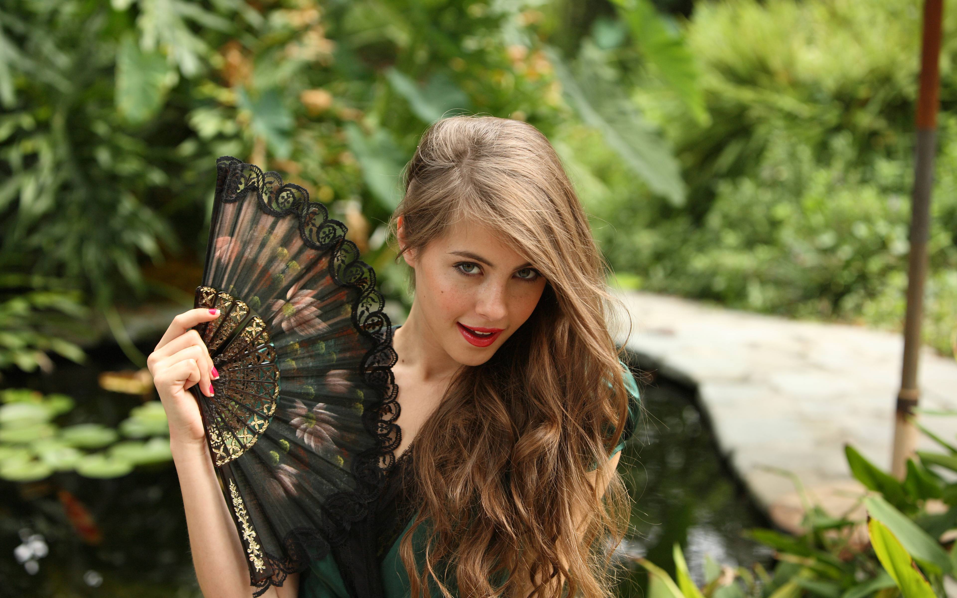 3840x2400 Willa Holland HD Wallpaper and Background Image