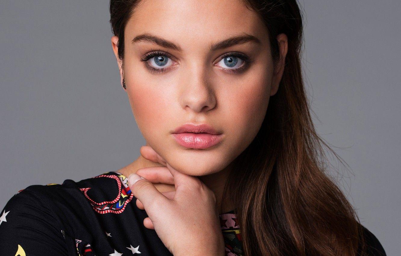 1332x850 Wallpaper look, portrait, makeup, actress, brunette, hairstyle