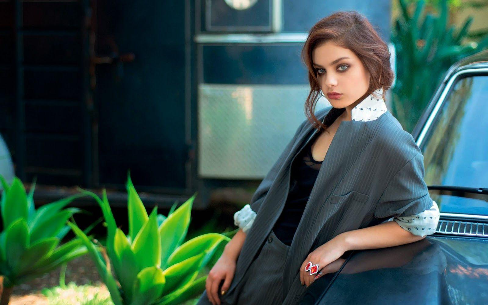 1600x1000 Pretty Girls Odeya Rush HD Wallpaper Download