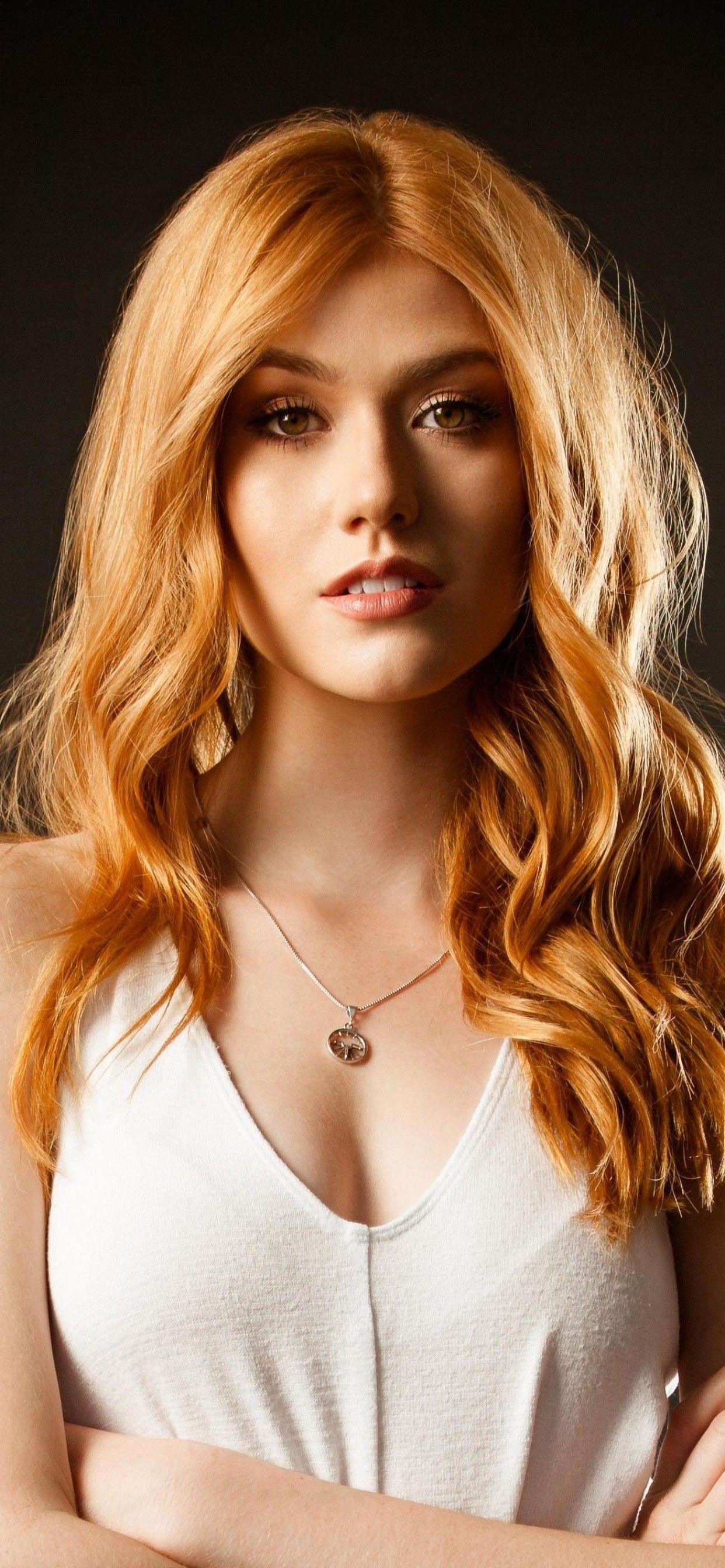 1242x2688 Katherine Mcnamara 4k 2018 iPhone XS MAX HD 4k