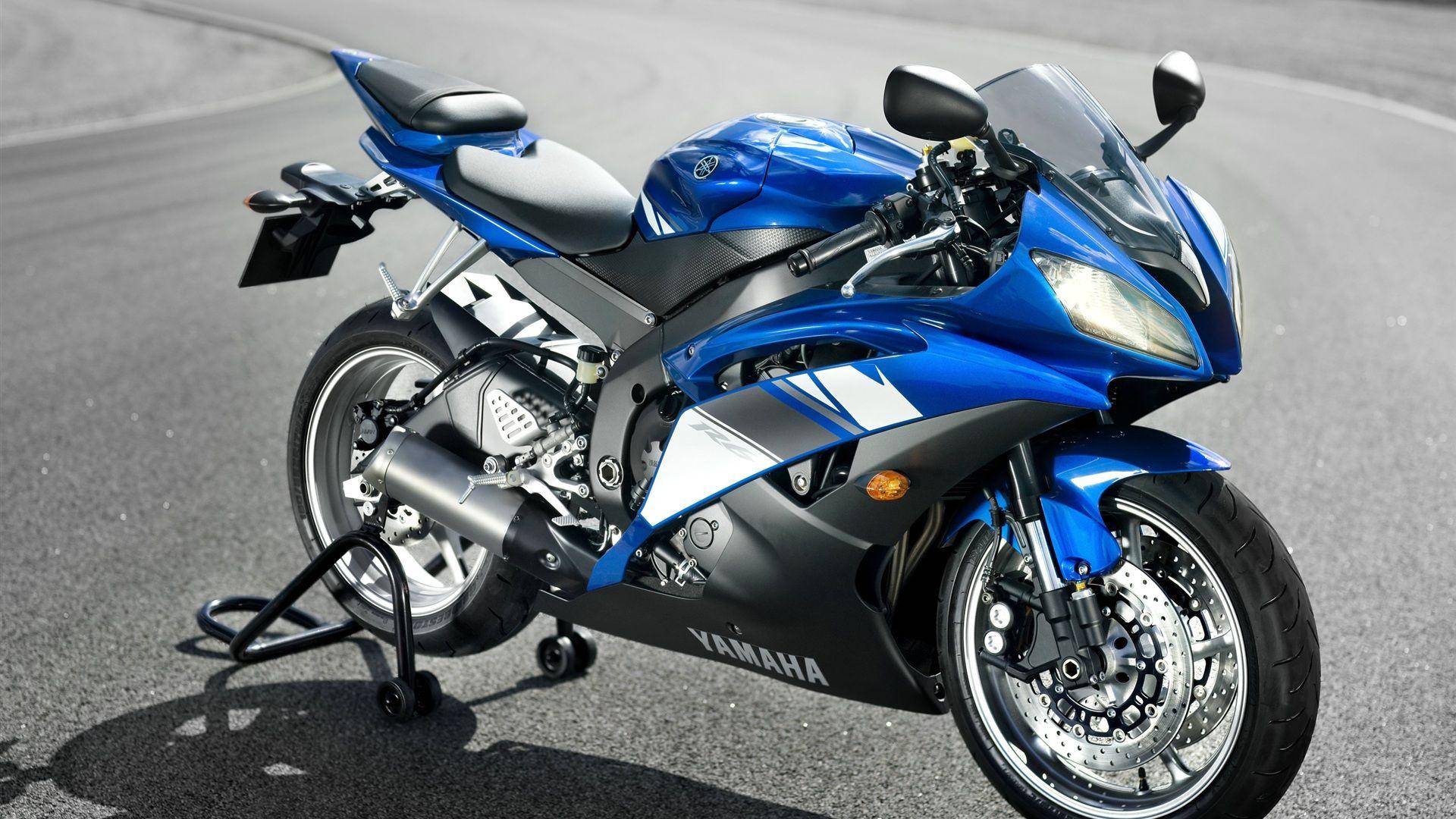 1920x1080 Cool Yamaha Motorcycle. Download HD Wallpaper