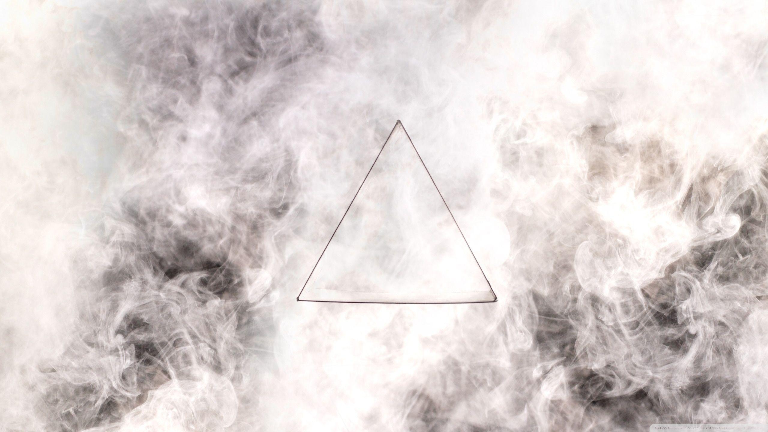 2560x1440 Triangle Ultra HD Desktop Background Wallpaper for : Multi Display