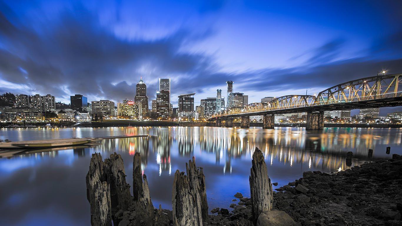 1366x768 Free download Portland skyline and Willamette River Oregon Ben