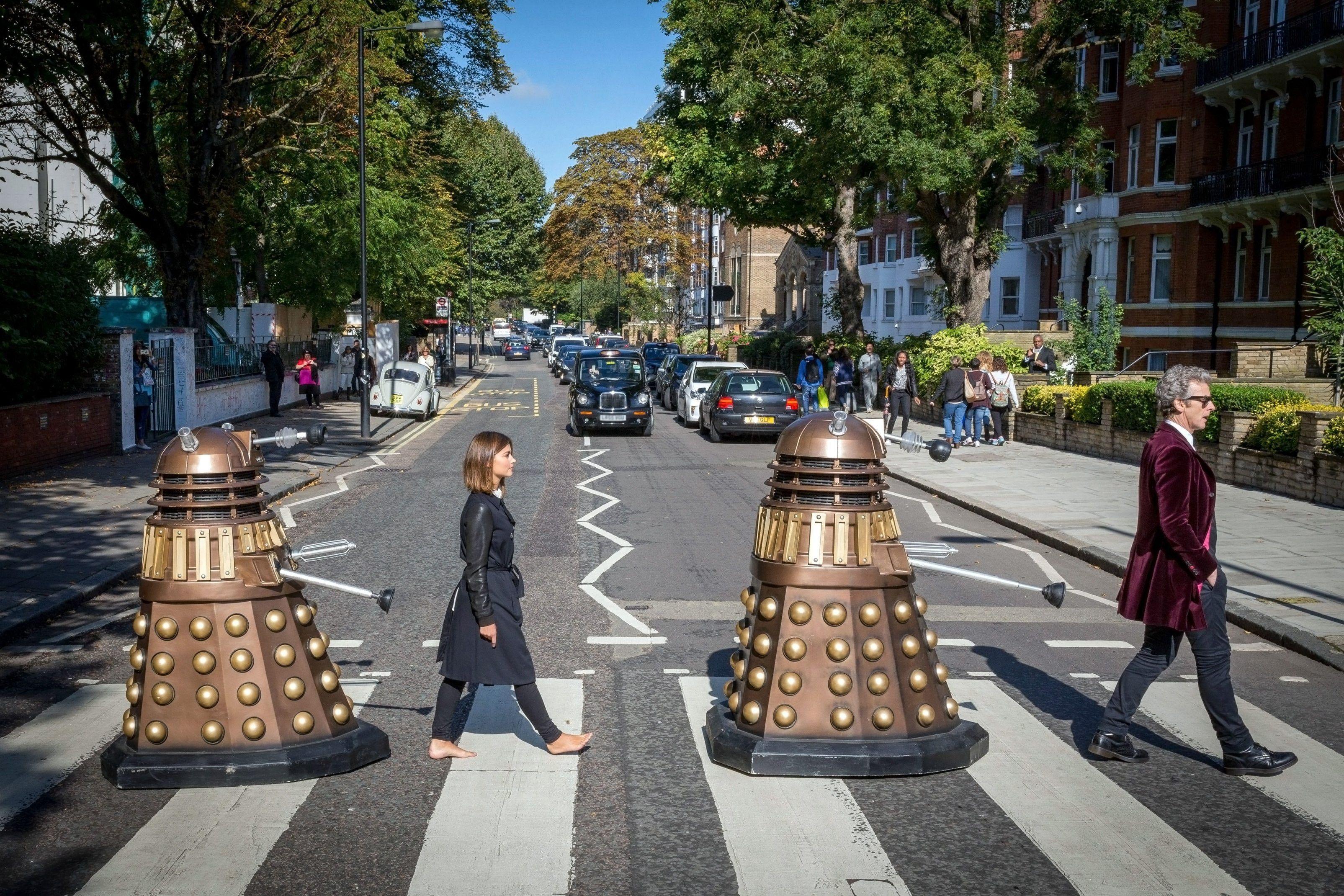 3210x2140 Doctor Who Meets Abbey Road R Wallpaper