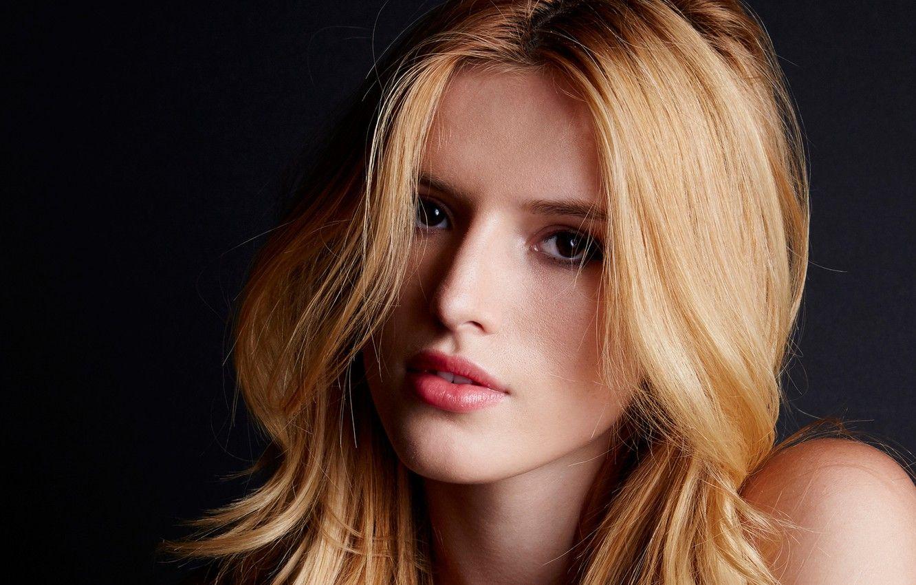 1332x850 Wallpaper look, girl, face, Bella Thorne image for desktop