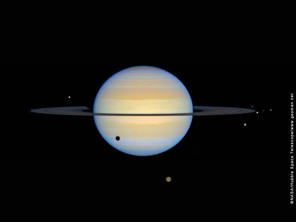 1024x768 Saturn Wallpaper