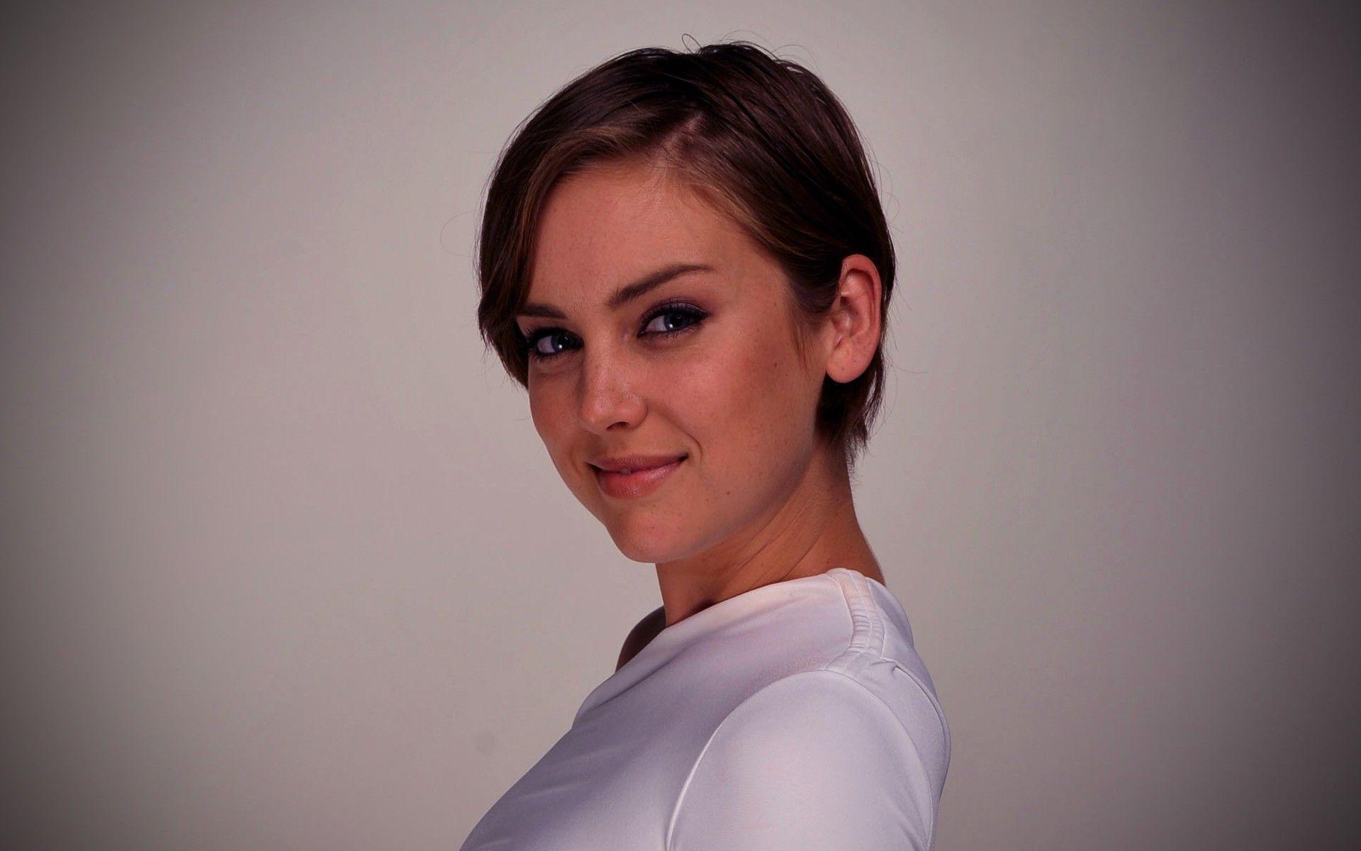 1920x1200 Best Short Hairstyle For
