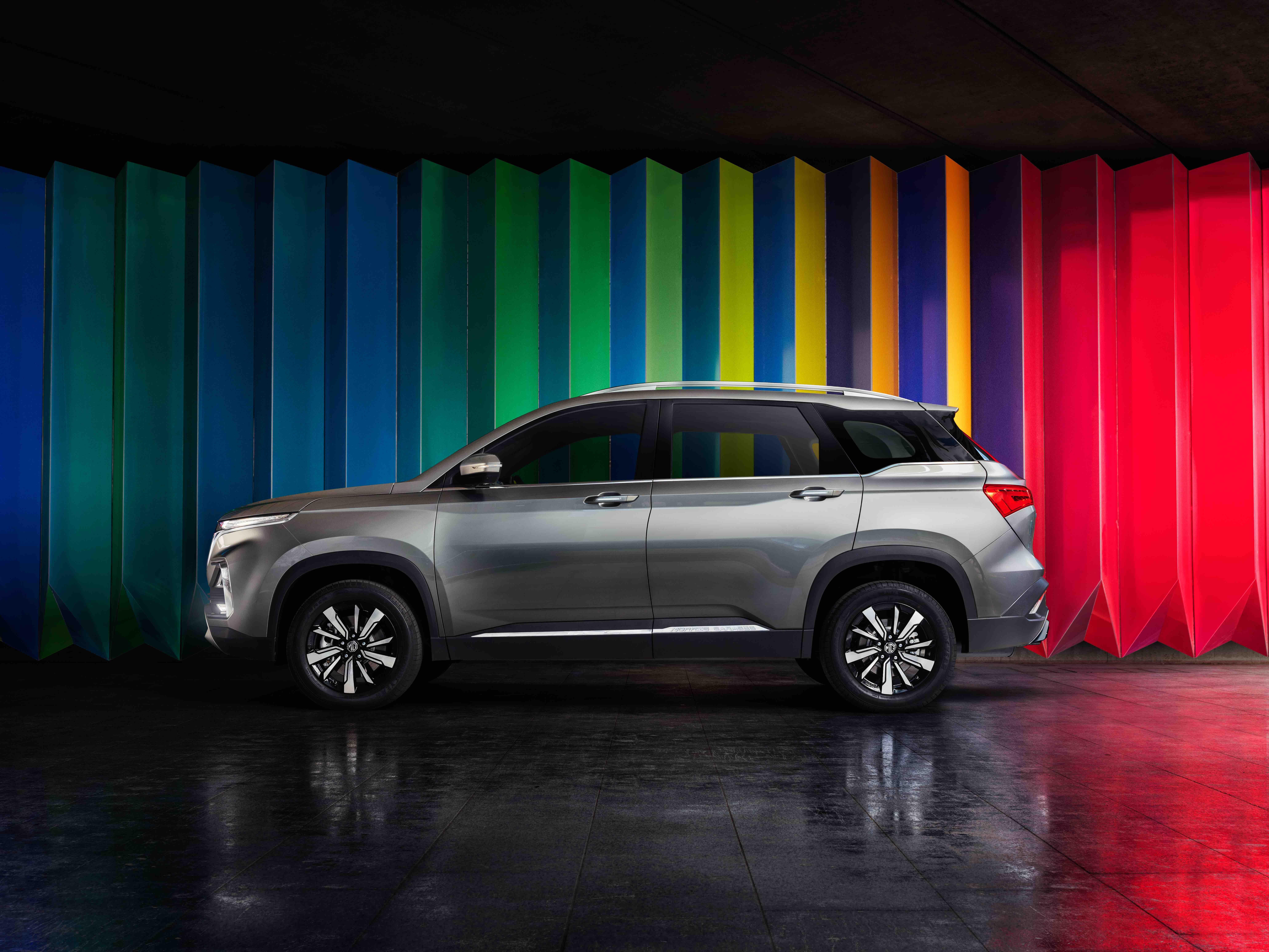 8256x6192 MG Hector Wallpaper