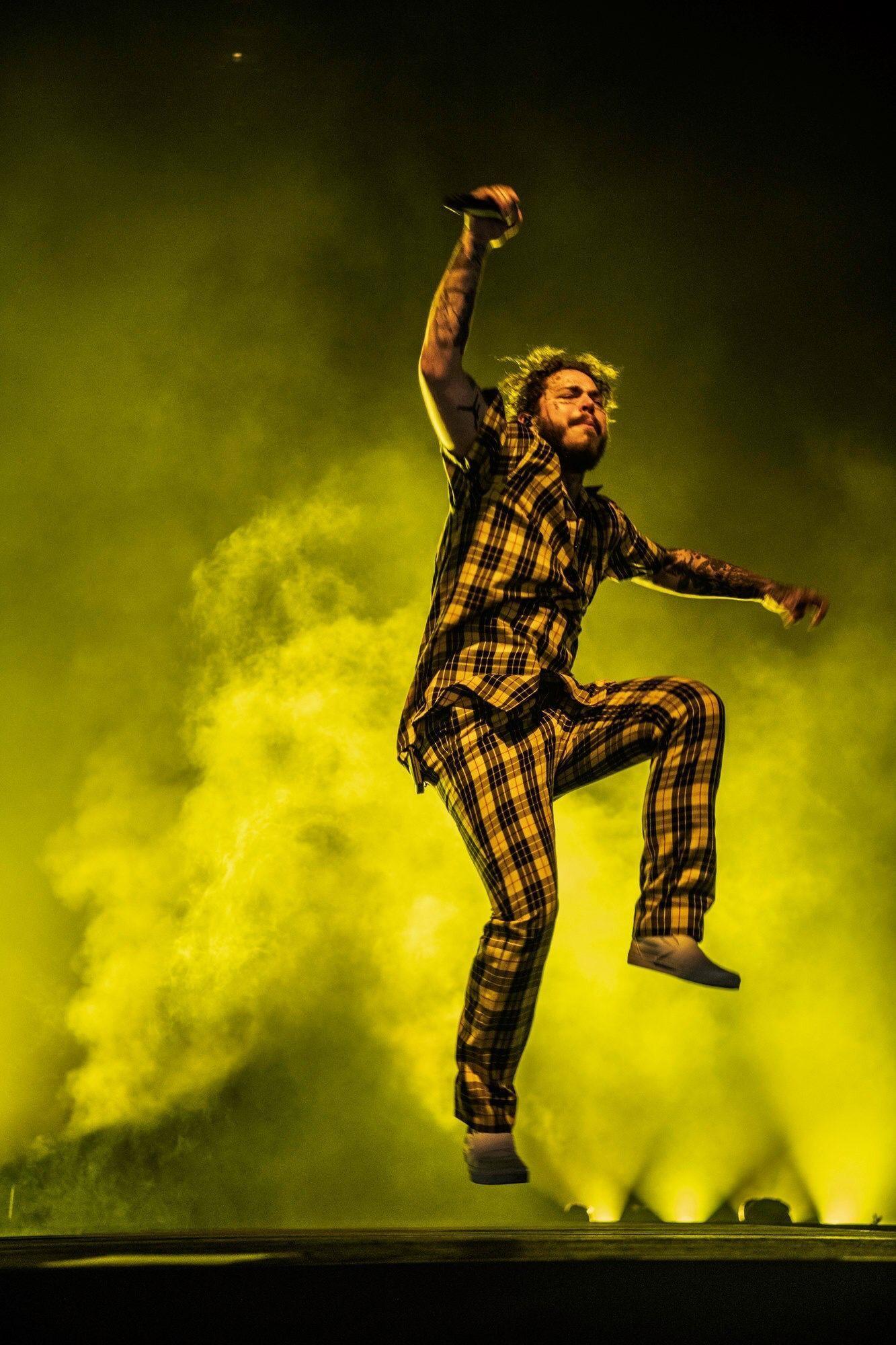 1333x2000 Post Malone in Copenhagen #postmalonewallpaper. Leke in 2019