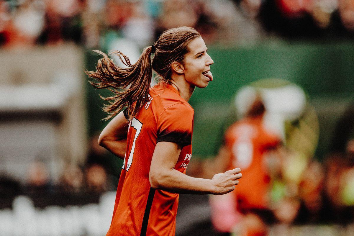 1200x800 Tobin Heath Named US Soccer Female Player of the Year