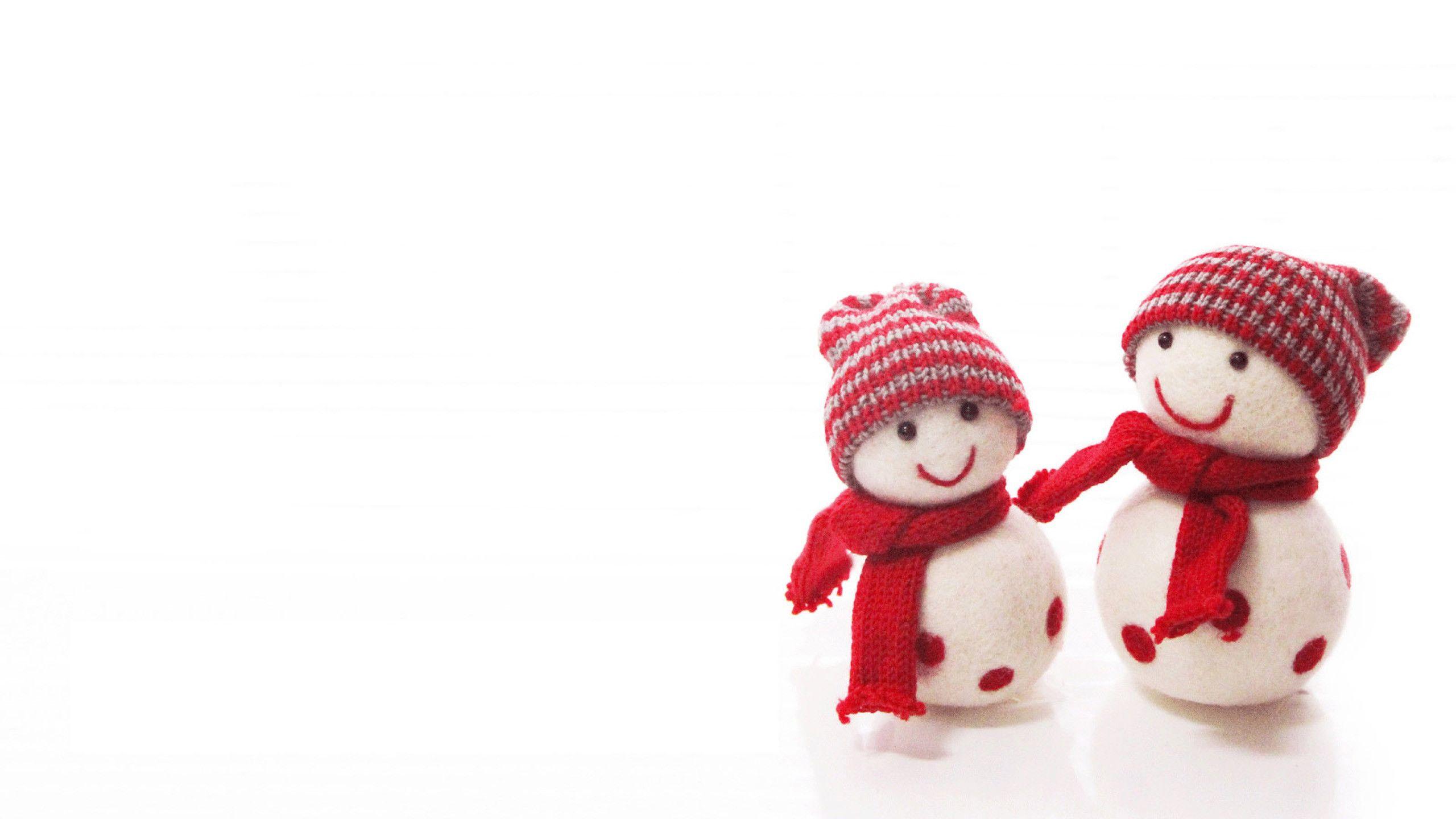 2560x1440 Snowman Desktop Wallpaper