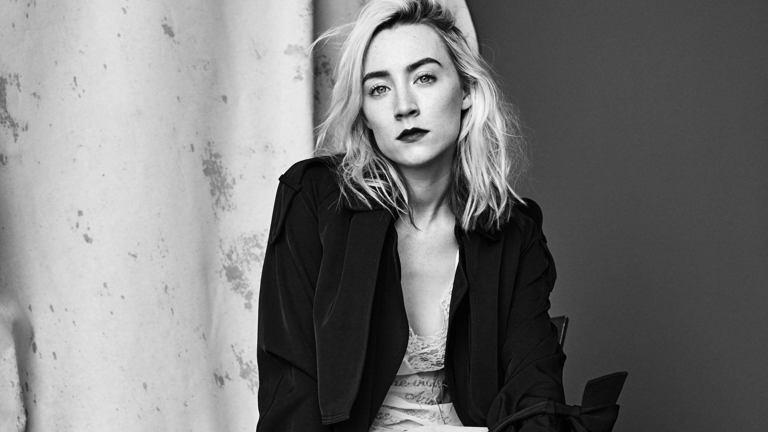 2500x1406 Saoirse Ronan Black And White Portrait Wallpaper, HD Celebrities