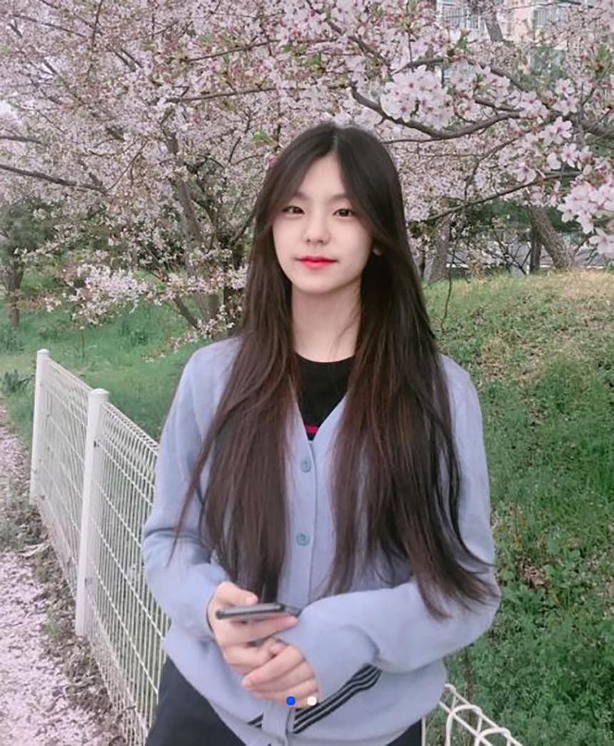 860x1046 ˏˋ hwang yeji pics! ˎˊ˗