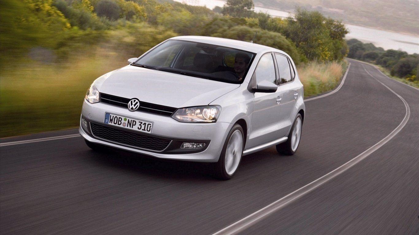 1366x768 Volkswagen Polo Wallpaper