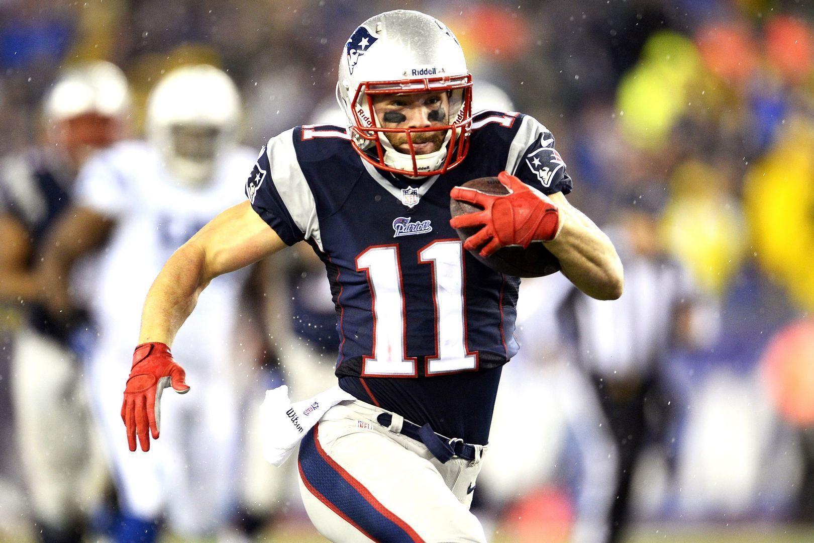 Julian Edelman Wallpaper - iXpap  New england patriots wallpaper, Patriots  football, New england football