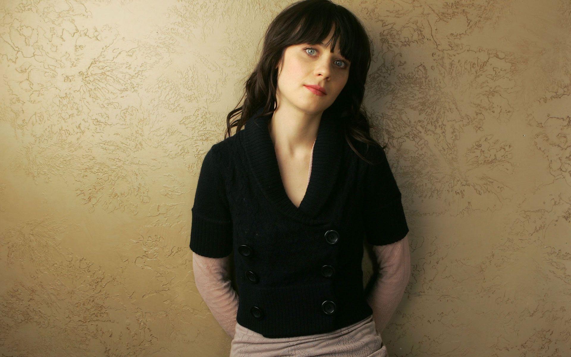 1920x1200 Zooey Deschanel 4 Wallpaper