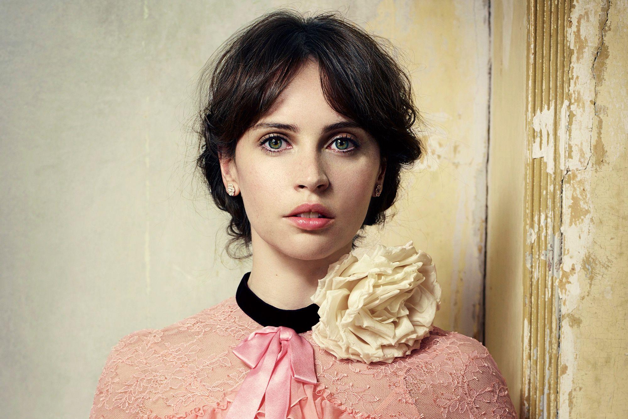 2000x1333 Felicity Jones HD Jones, HD Wallpaper & background