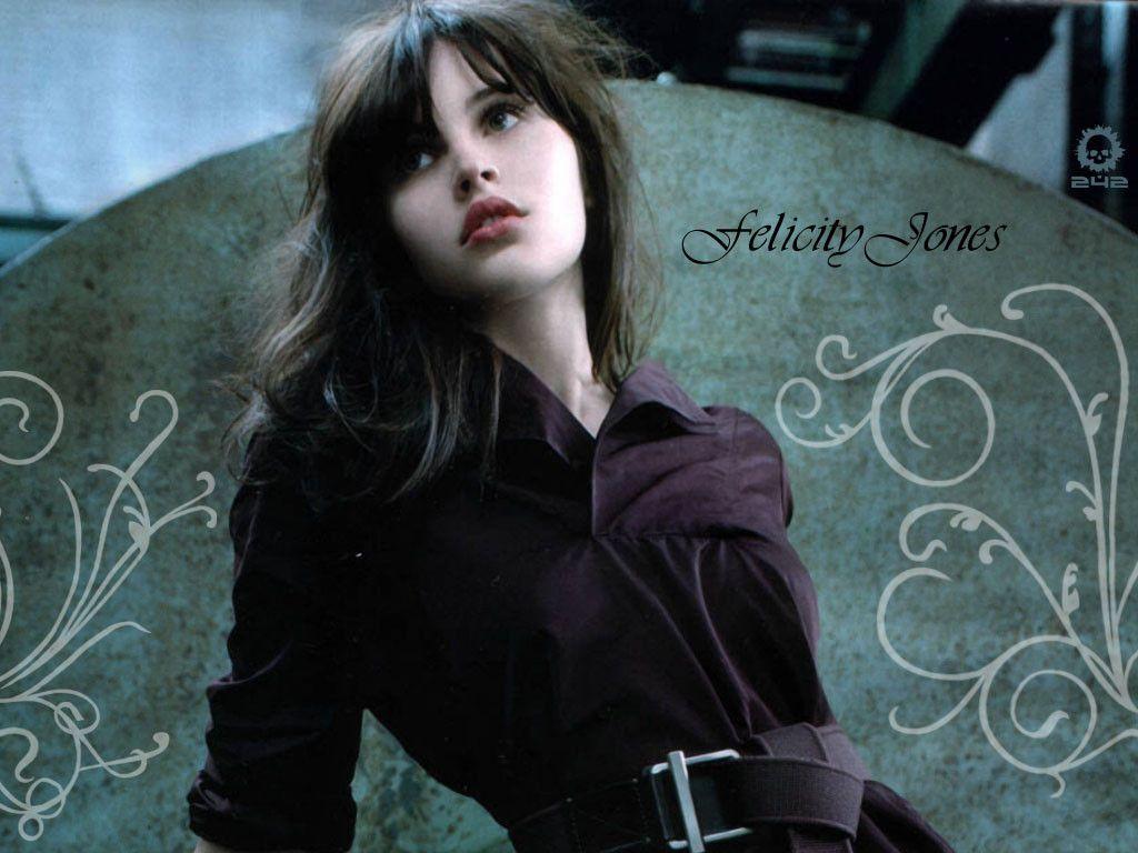 1024x768 Felicity Jones wallpaper