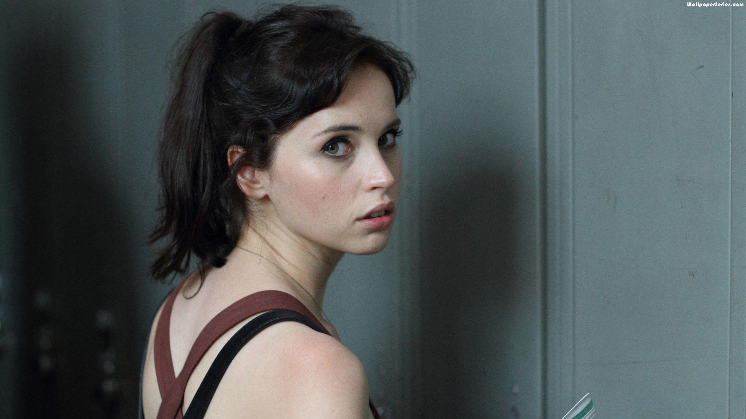 2880x1620 Felicity Jones Wallpaper Jones, HD Wallpaper