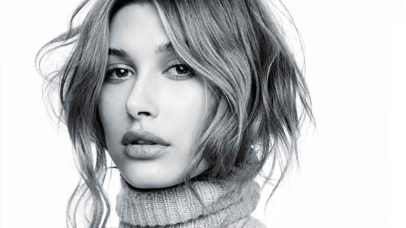 1600x900 Hailey Baldwin Face Wallpaper 64629 1600x900px