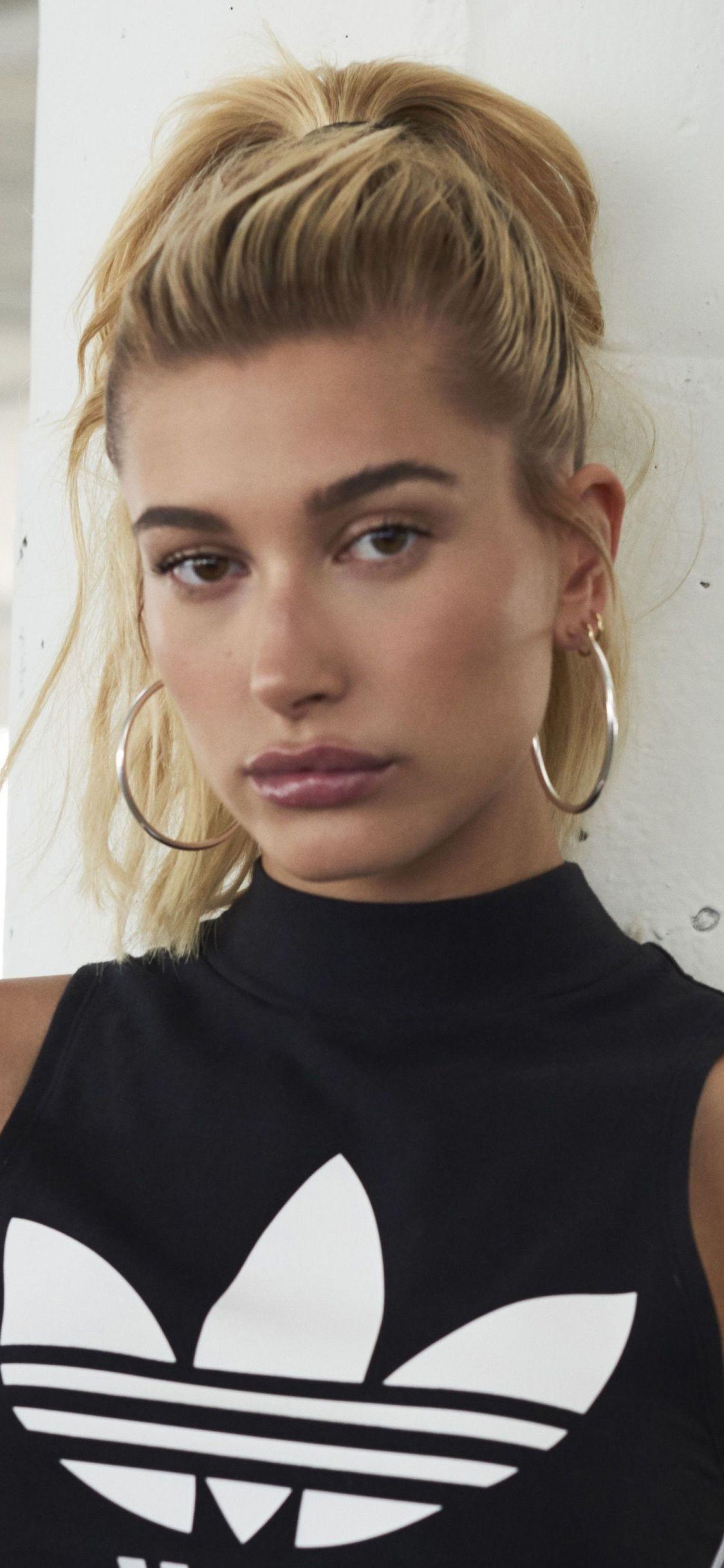 1125x2436 Download 1125x2436 wallpaper hailey baldwin, celebrity
