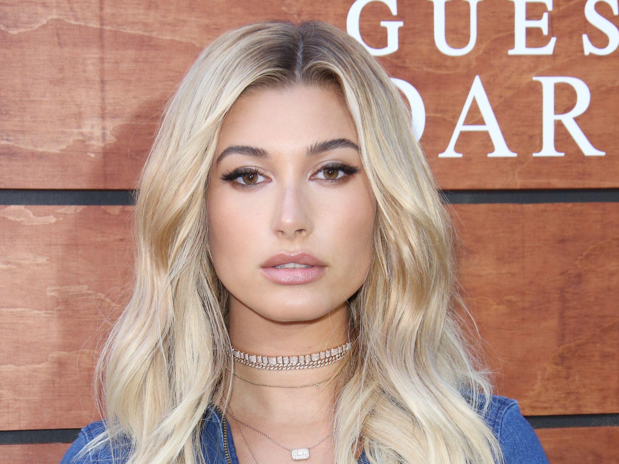 2461x1846 Hailey Baldwin Wallpaper Picture 60084 2461x1846px