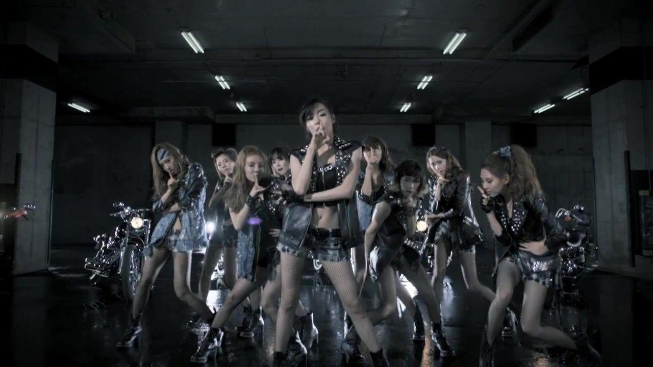 1280x720 bad girls wallpaper