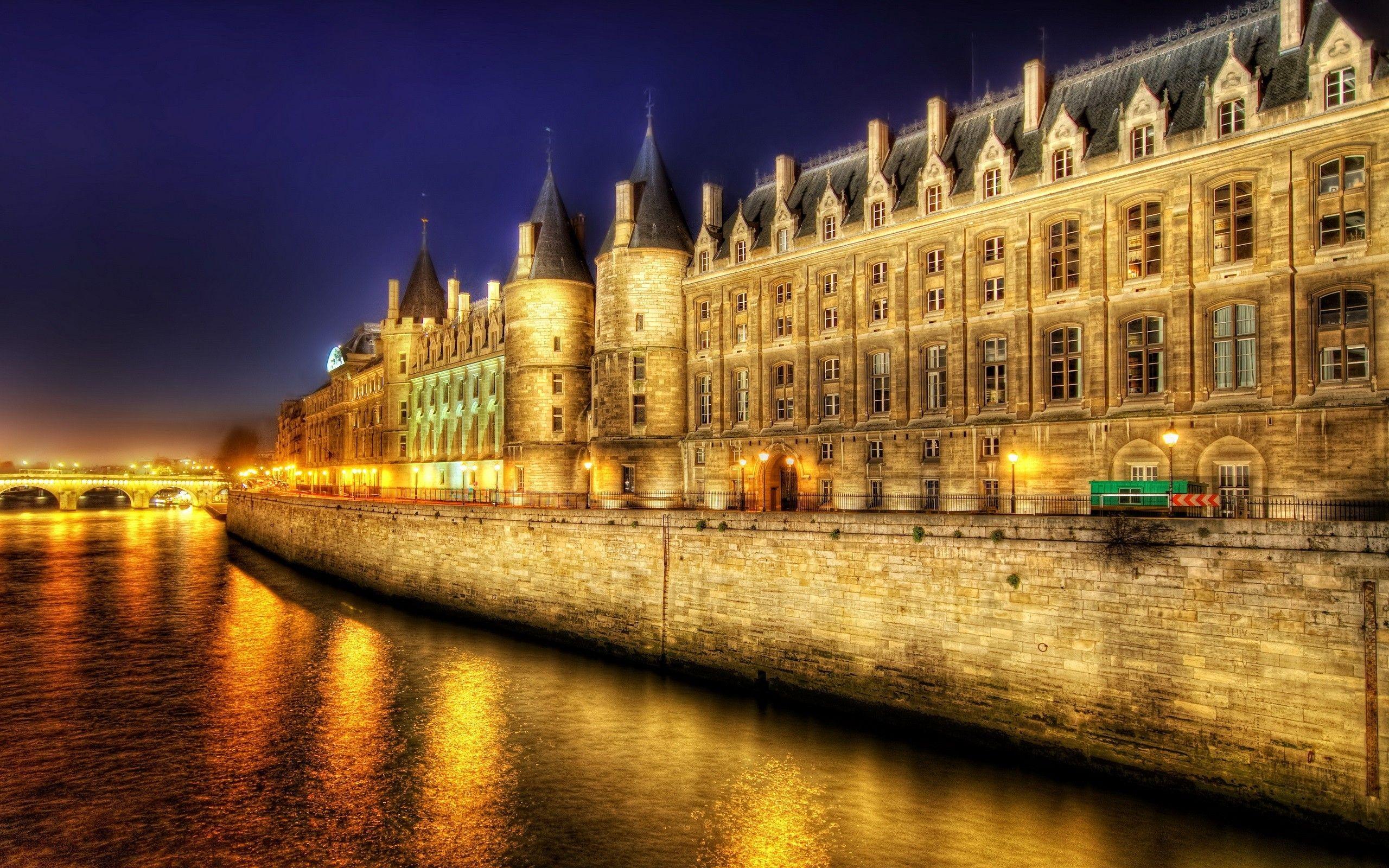 2560x1600 Paris Wallpaper