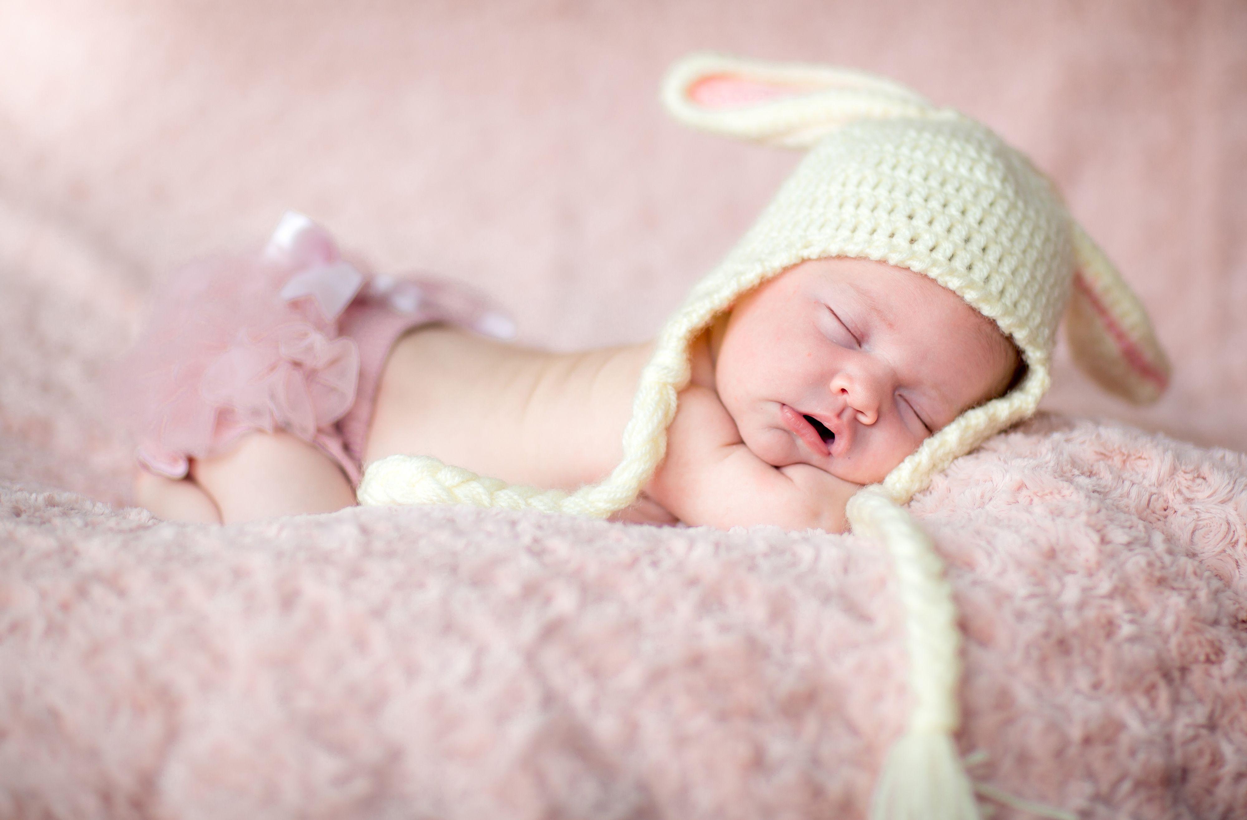Newborn Baby Wallpapers - Top Free Newborn Baby Backgrounds -  WallpaperAccess