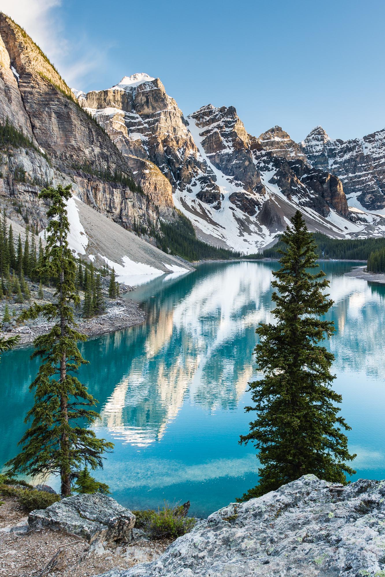 1333x1999 Canada Mountain Moraine Lake Trees Monitor, HD