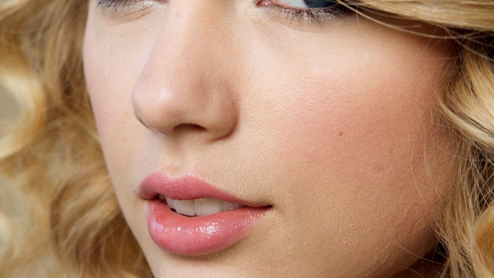 1600x900 Free download Taylor Swift Closeup wallpaper Taylor Swift Closeup