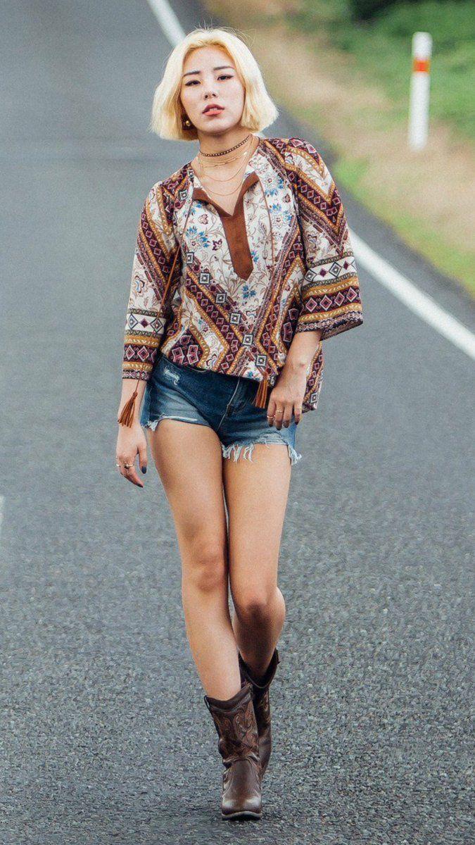675x1200 張最佳 Wheein mamamoo 圖片