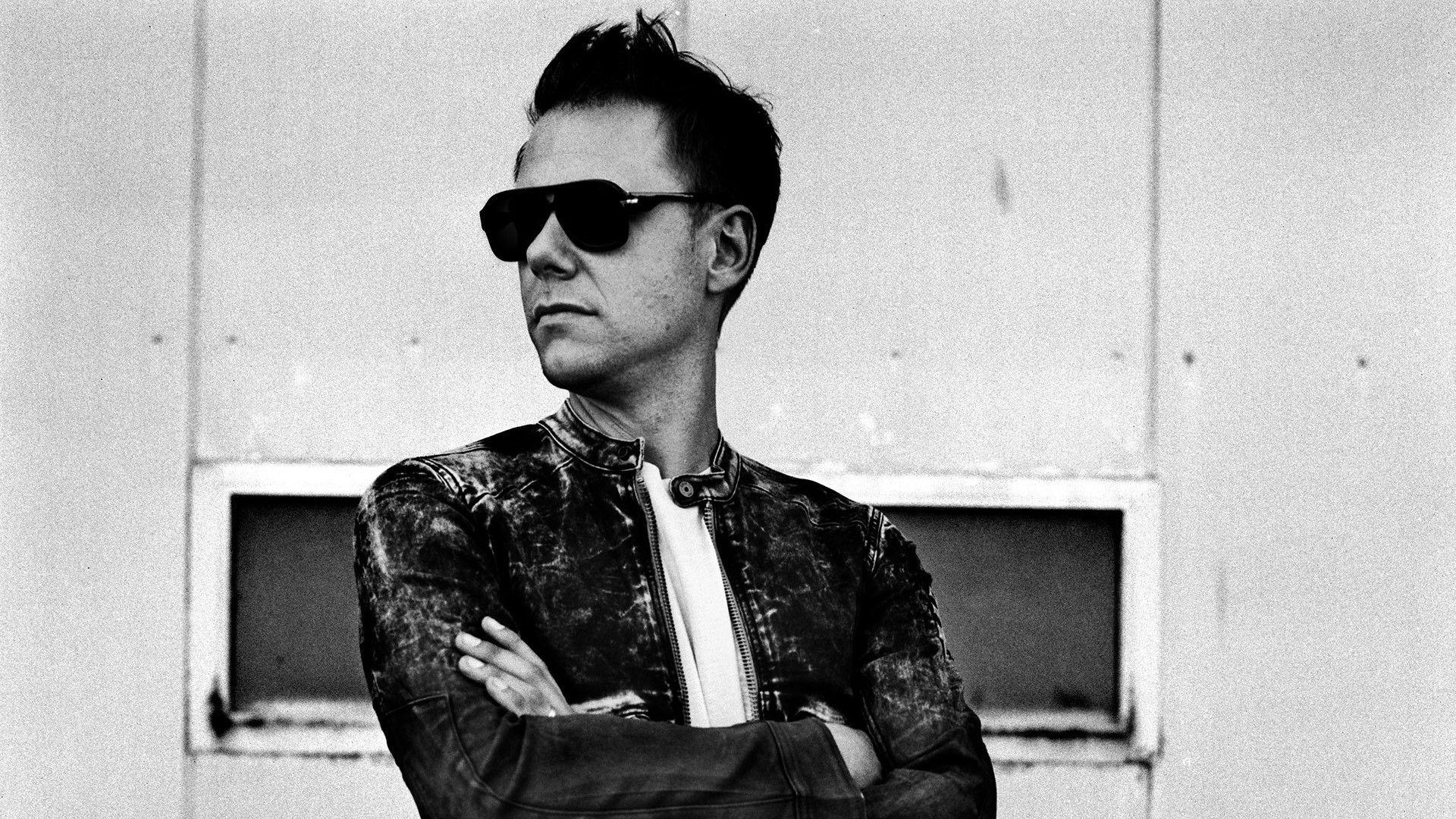 1920x1080 Armin Van Buuren Wallpaper