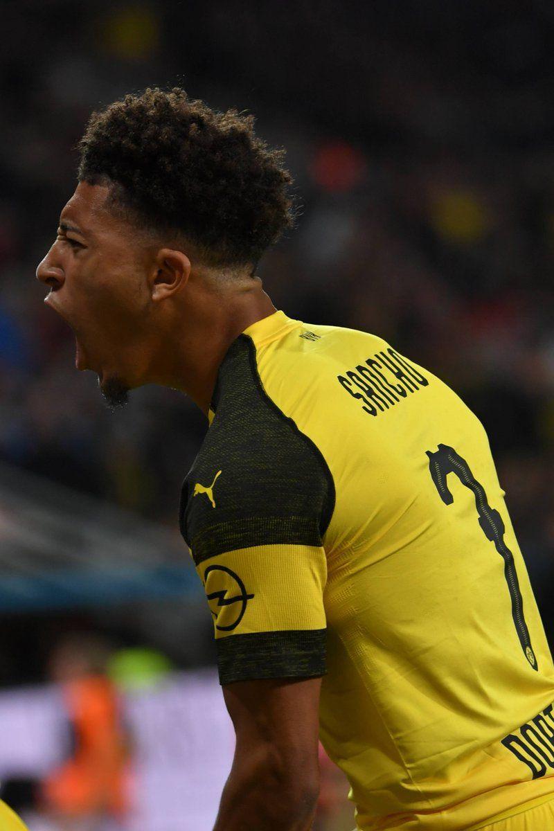 800x1200 Jadon Sancho is the second youngest English player in