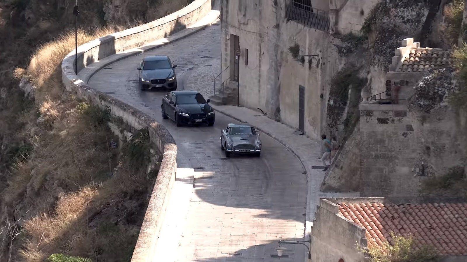 1600x900 No Time To Die Will Feature Plenty Of Jaguars, Aston Martins