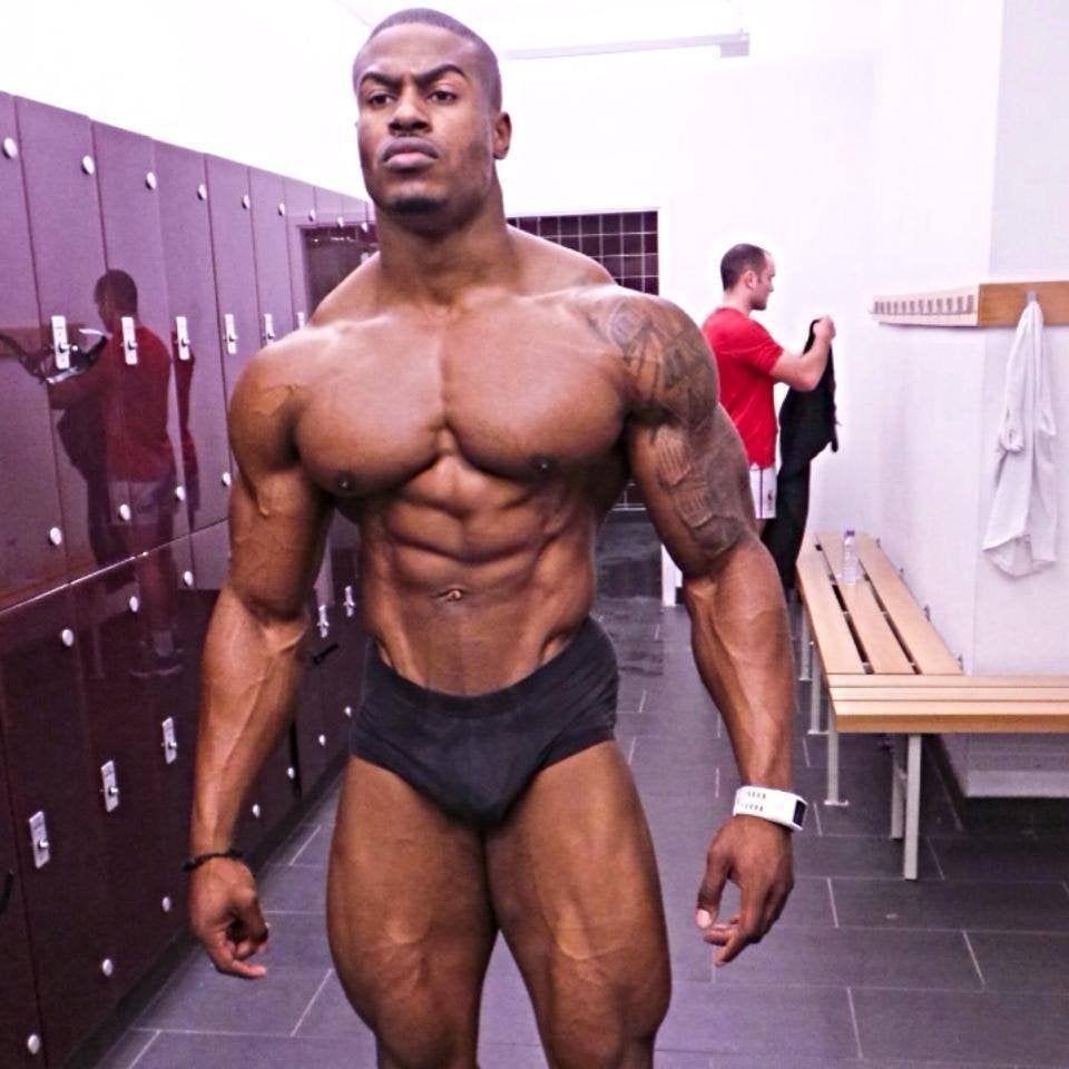 960x960 Simeon Panda's physique might be my favorite. Tight waist, broad