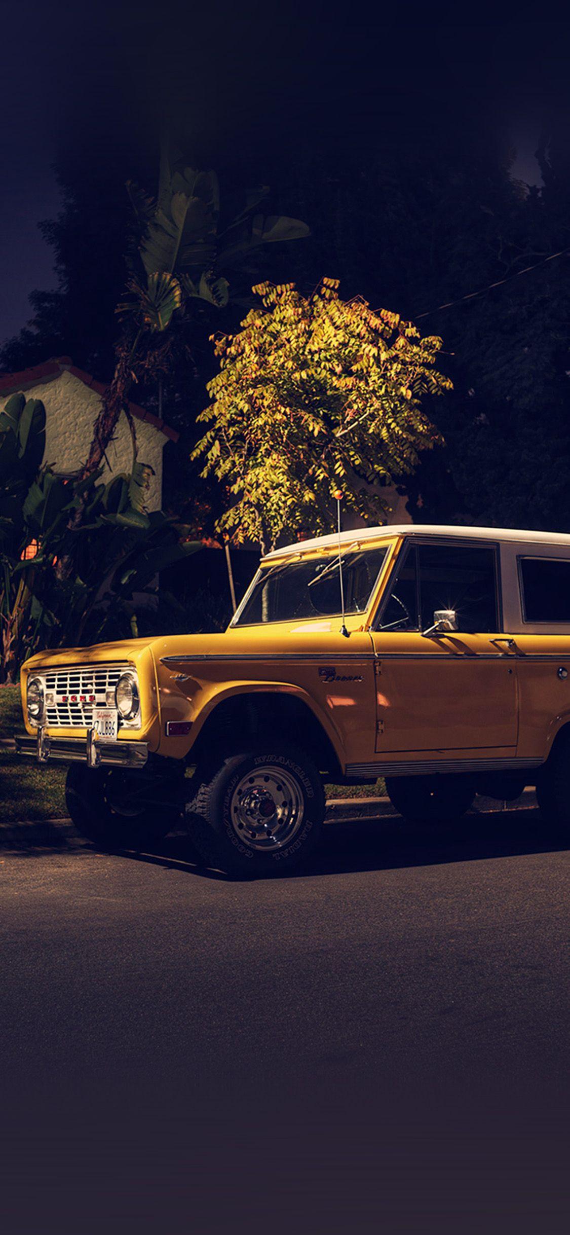 1125x2436 iPhone X wallpaper. car jeep night photo