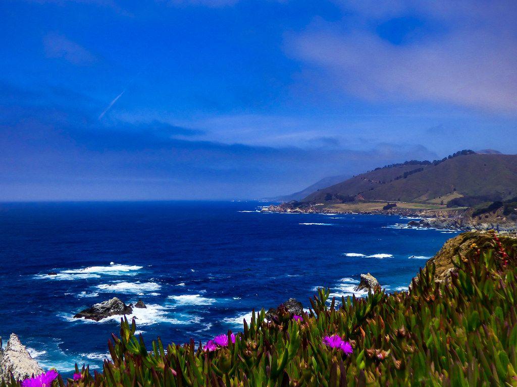 1024x768 Pacific Coast Highway. Shot of the rugged pacific Coast Hig