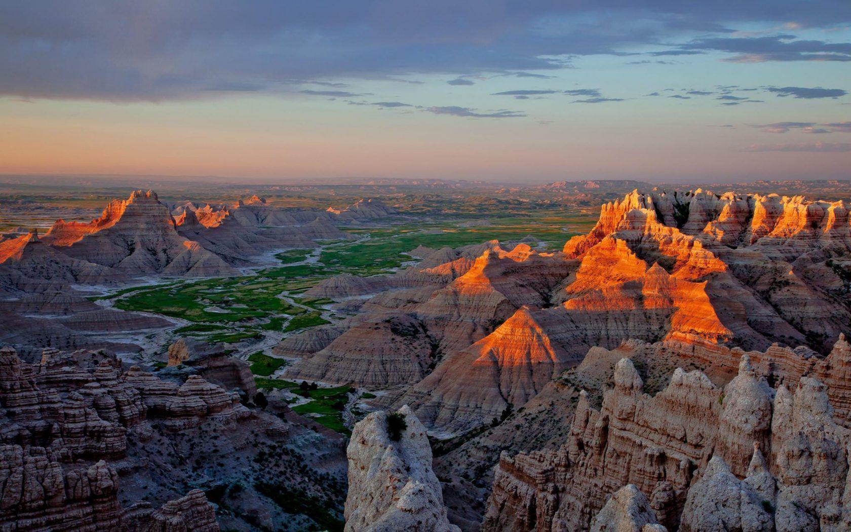 1680x1050 South Dakota Background. North Dakota