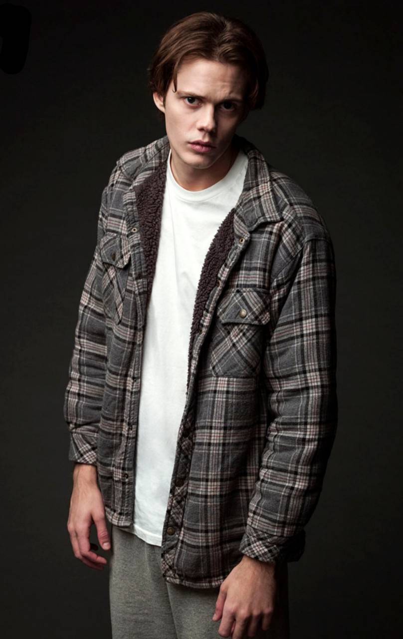 808x1280 Bill Skarsgard wallpaper
