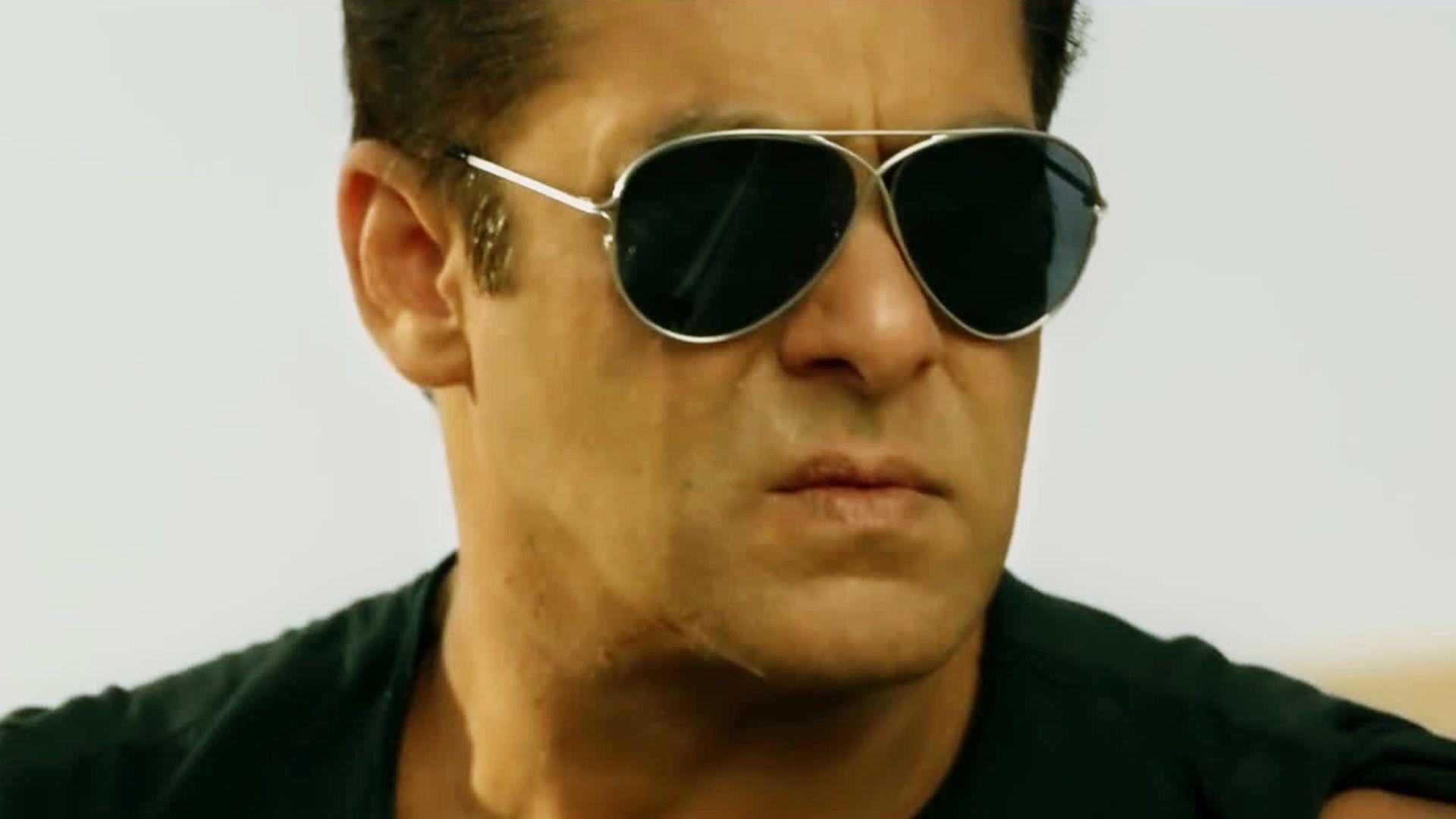 1920x1080 Salman Khan Race 3 Desktop HD Wallpaper 3 Salman Khan