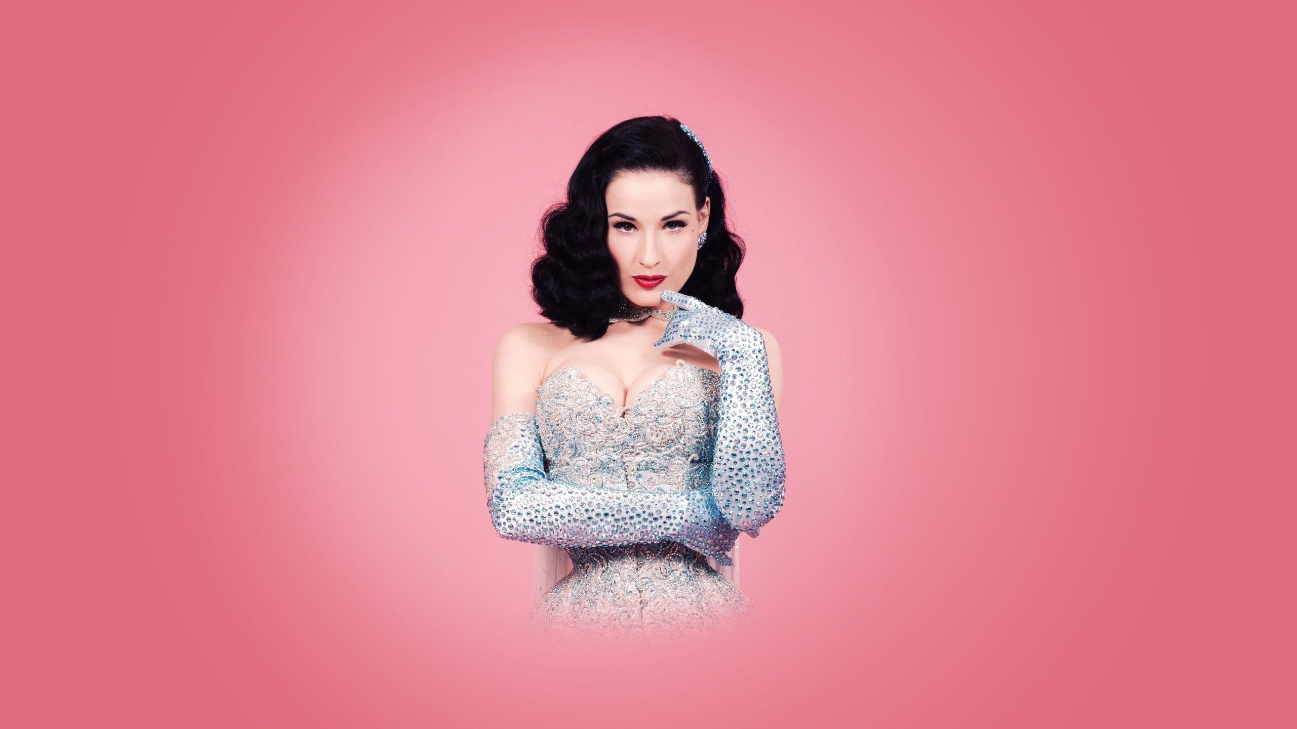 2560x1440 Dita Von Teese, pinup models, brunette, womenx1440 Wallpaper