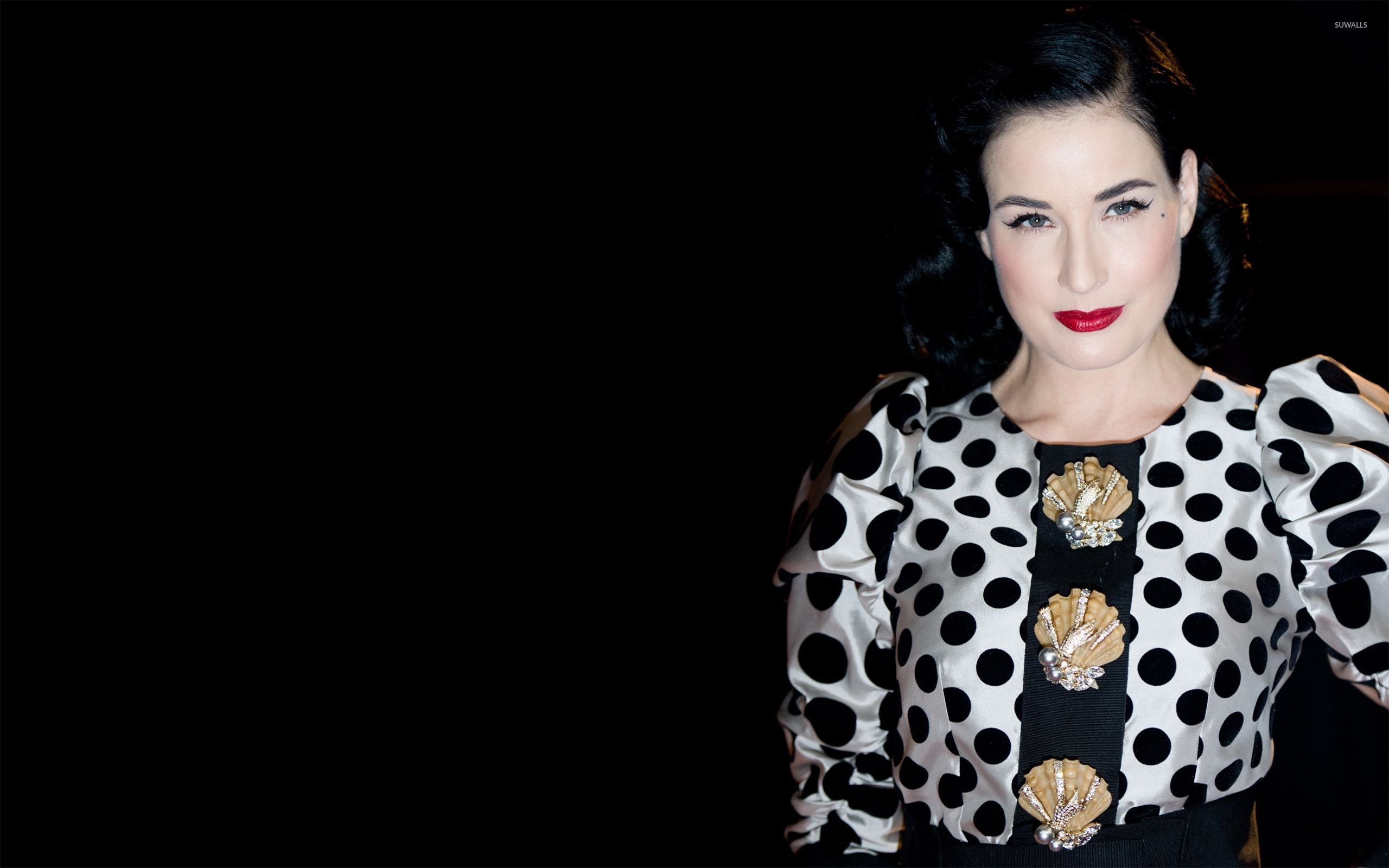 2560x1600 Dita Von Teese [2] wallpaper wallpaper